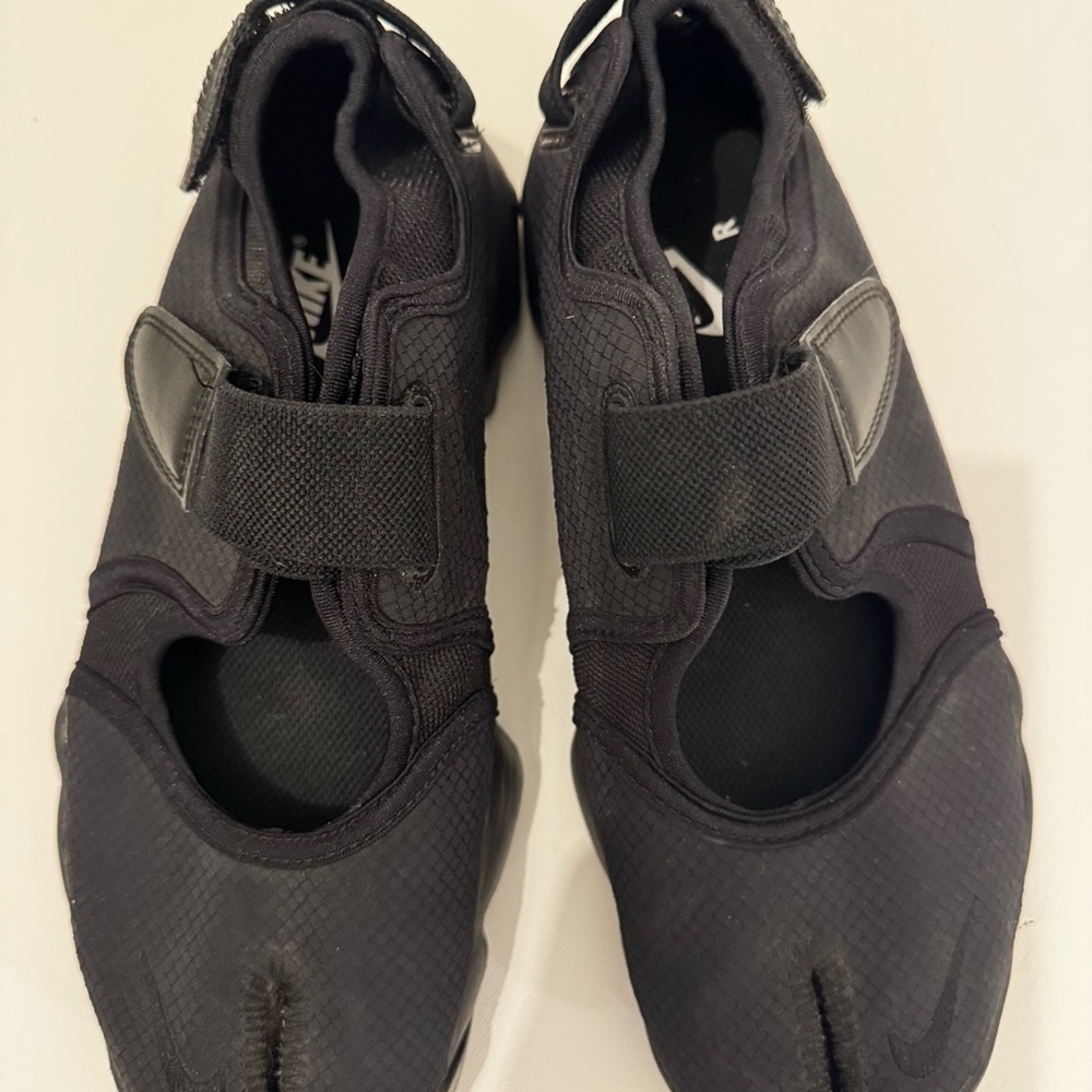 Nike Air Rift Black Split-Toe - Picture 6 of 6